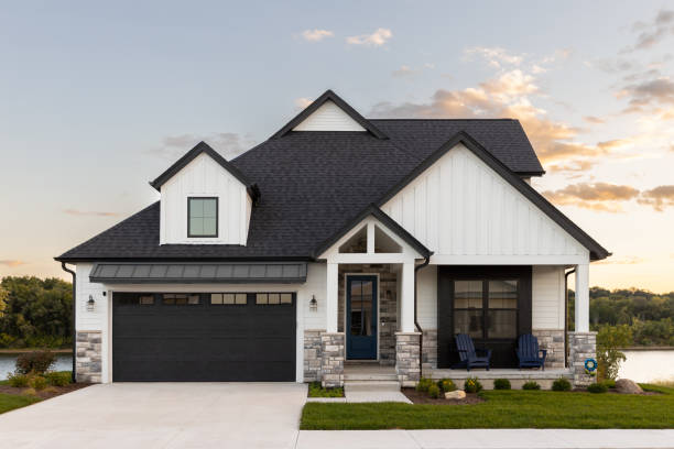 Best Asphalt Shingles Roofing  in Lindsay, OK